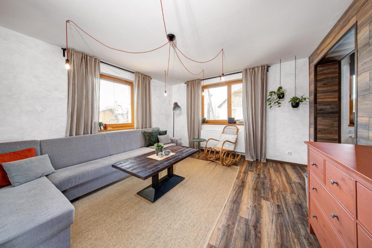 Rodinné apartmány Alex&Gregor Bešeňová Exterior foto