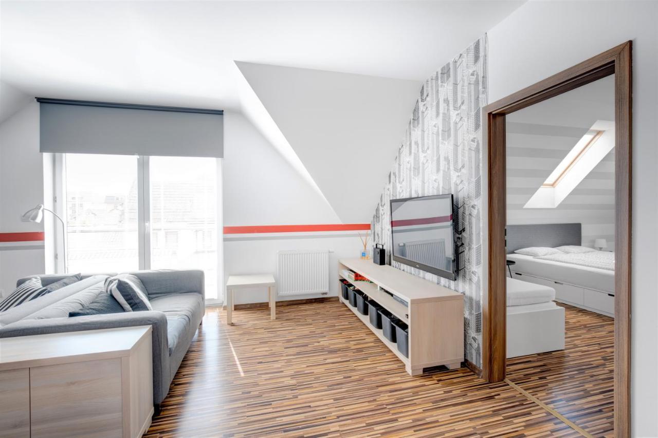 Rodinné apartmány Alex&Gregor Bešeňová Exterior foto