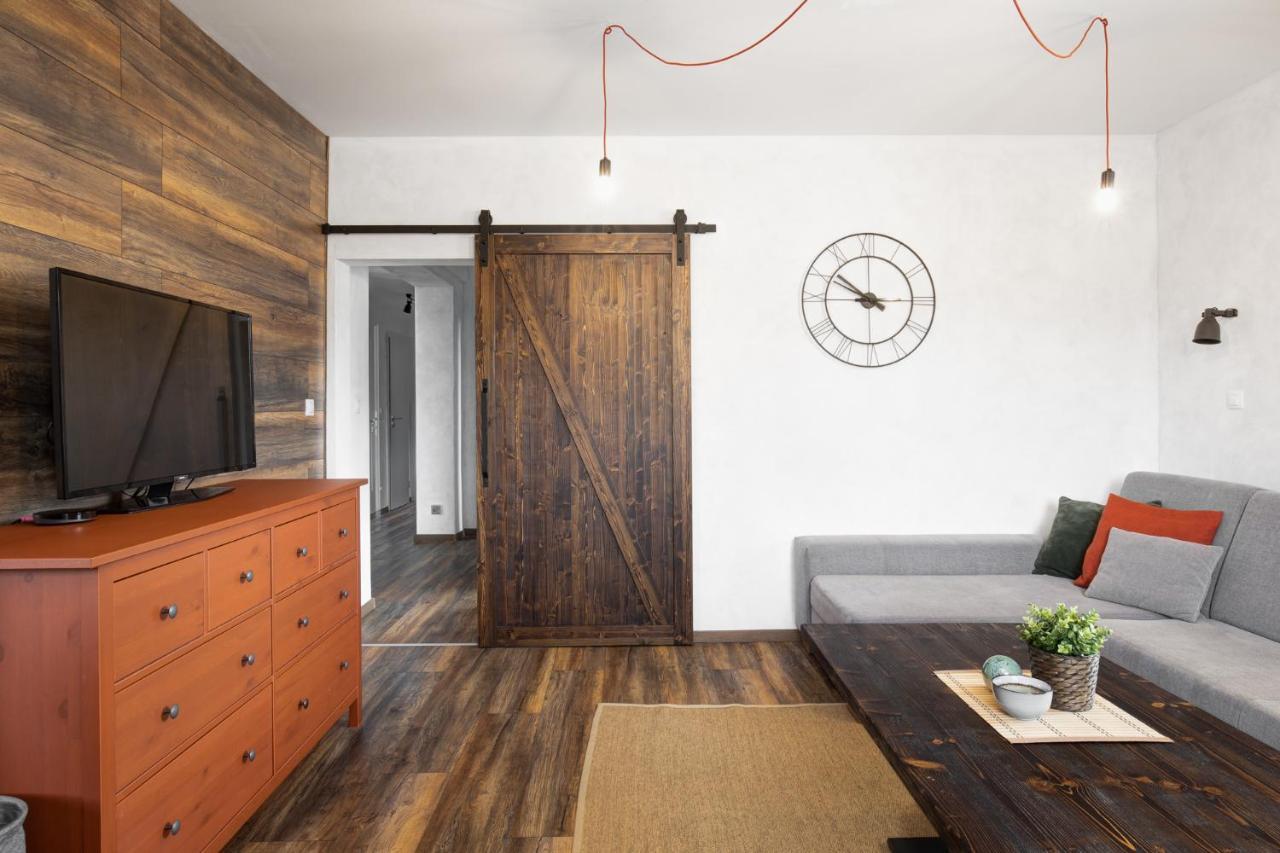 Rodinné apartmány Alex&Gregor Bešeňová Exterior foto